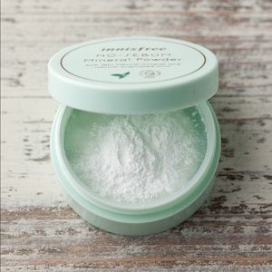 Innisfree • No-Sebum Mineral Powder (Oil control)